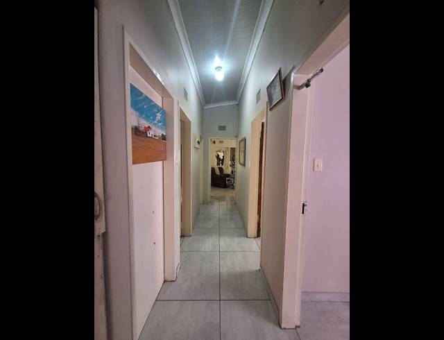 4 BEDROOM HOUSE FOR SALE IN SONLAND PARK